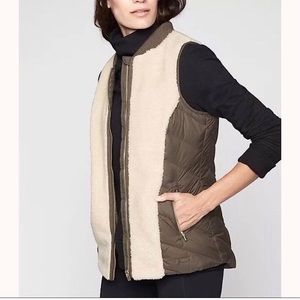 athleta/ responsible down tundra vest